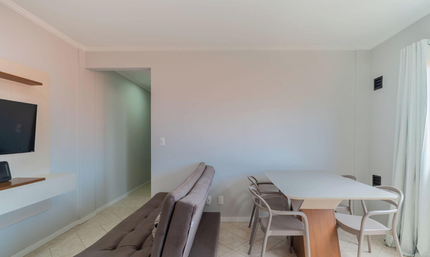 Living area, Apt w/ Balcony Steps From the Beach - Ids0501, Florianopolis