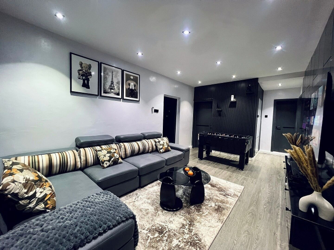 Living area 2, Cantec Apartment, Eti-Osa