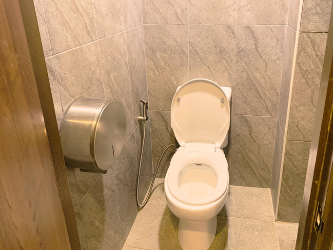 Bathroom 4, Bugis Social- Newly Renovated, Singapore