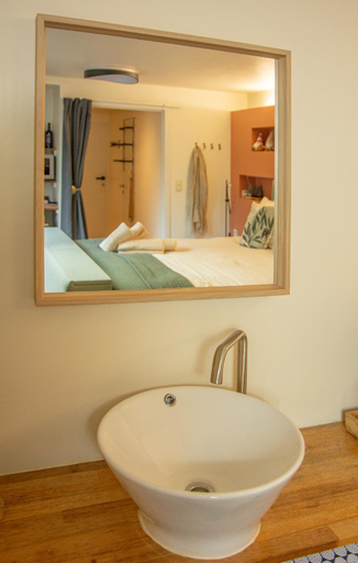 Bathroom 4, Duna - Japandi B&B met topontbijt & wellness, West-Vlaanderen