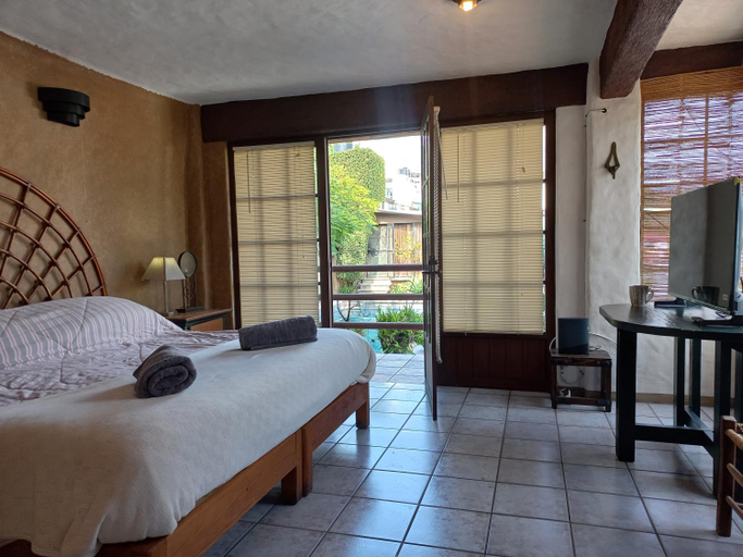 Others 4, La Casa del Sol - Cuernavaca, Huitzilac