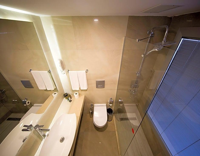 Bathroom 4, Amara Comfort Kemer, Kemer