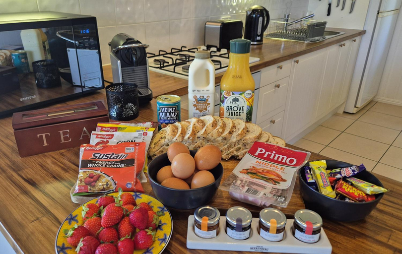 Food & Drinks, "Seasons of Maleny B&B", Caloundra - Hinterland