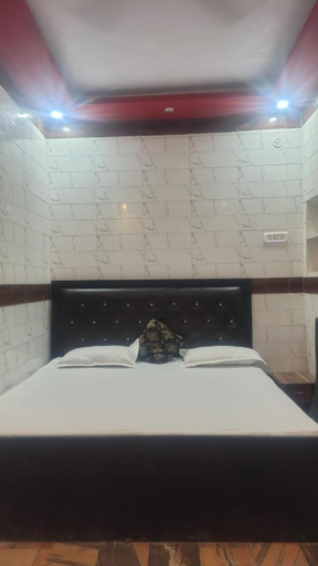 Others 2, Keshav Dham, Faizabad