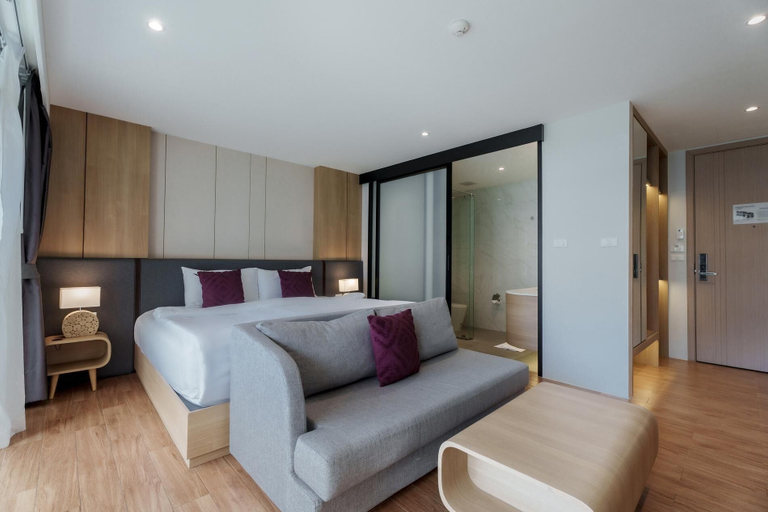 Room 2, Studio 1525 at Wyndham Garden Naiton Beach, Pulau Phuket