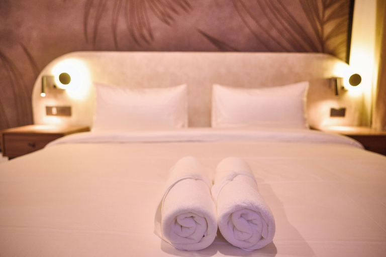 Room 2, Azusa Hotels and Apartment, AbujaMun