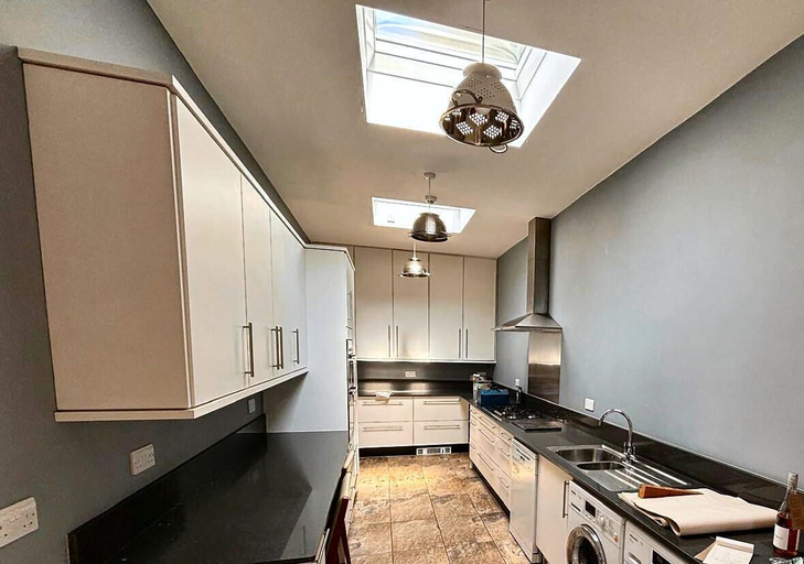 Private kitchen, Elm Cottage & The Old Stable, Buckinghamshire