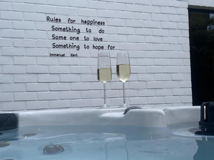 Others 4, Duna - Japandi B&B met topontbijt & wellness, West-Vlaanderen