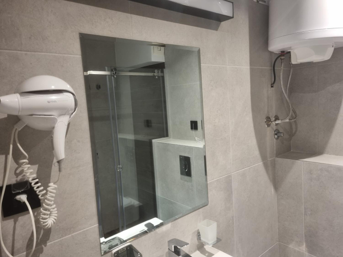 4, Mountain Lux Zoned, Raška