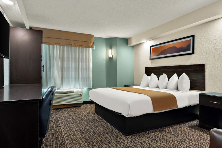 Room 5, The Point Hotel, Shelby
