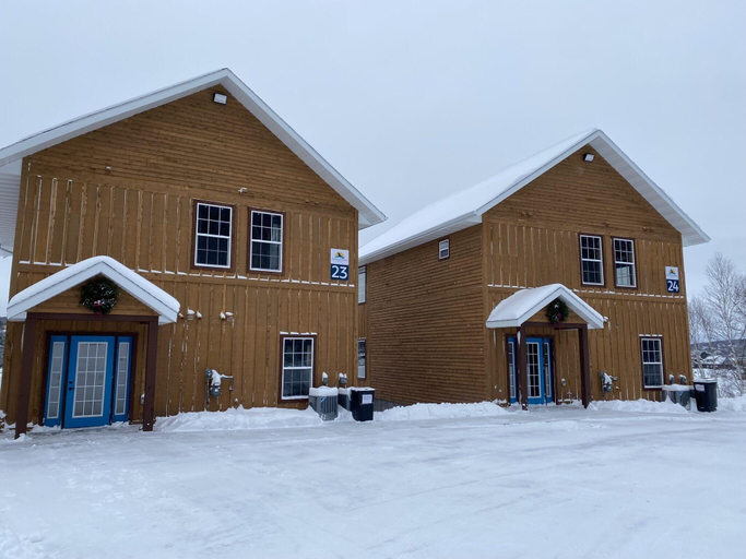 Exterior & Views 1, Keweenaw Waters Resort, Lake Superior