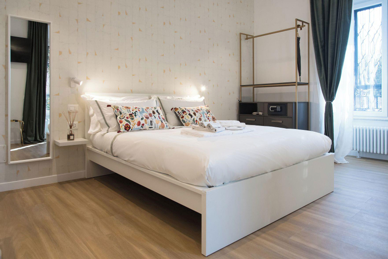 Bedroom 3, Colosseum suites by Glen, Rome