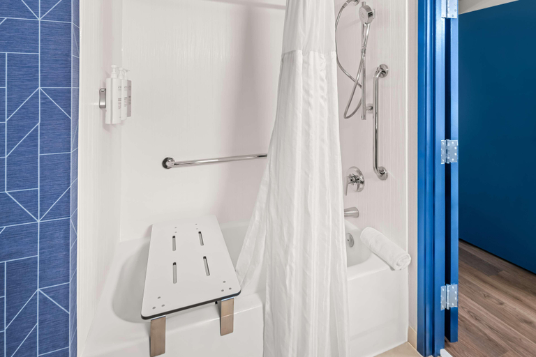 Bathroom 4, Spark by Hilton Woodbridge, Prince William