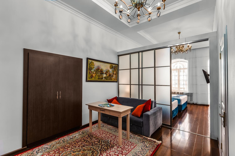 Others 5, Lacasa Nizami Street, Baku