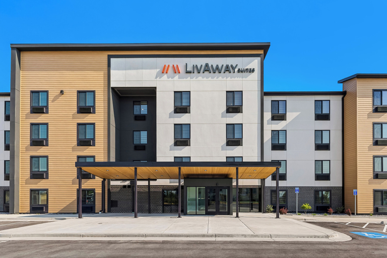 Exterior 3, LivAway Suites Phoenix-Surprise, Maricopa