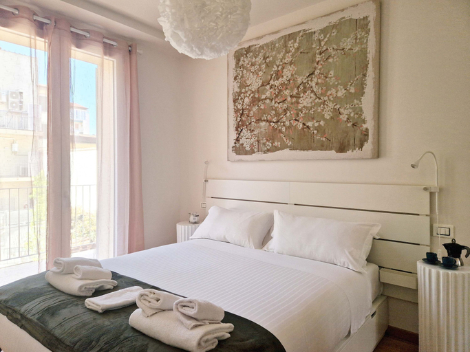 Bedroom 2, Moderno Bilocale con Terrazzo e Parcheggio, Florence
