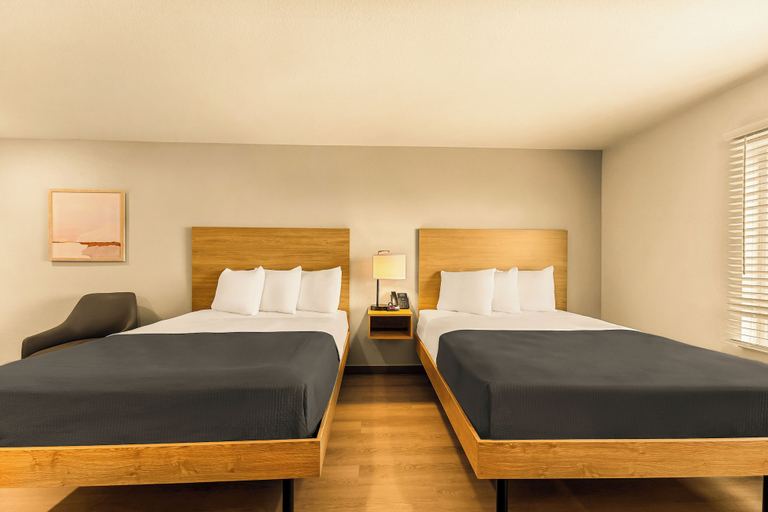 Room 4, LivAway Suites Phoenix-Surprise, Maricopa
