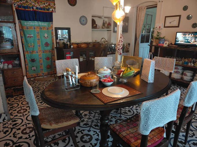 Food & Drinks 5, Rose Villa British Colonial Heritage Bungalow Takdah , Darjiling