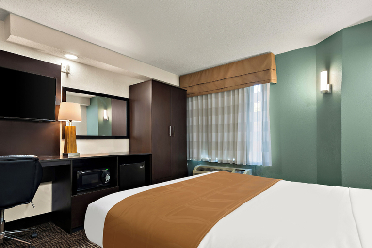 Room 4, The Point Hotel, Shelby
