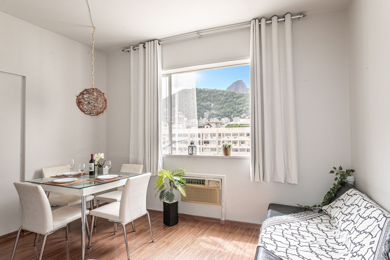 Room 3, Incredible view of Cristo Redentor, Rio de Janeiro