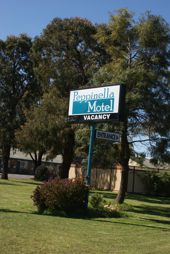 Exterior & Views, Peppinella Motel, Ballarat - South