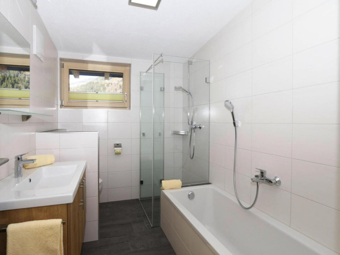 Bathroom 4, Holiday Home in Aschau by Zillertal Alps, Schwaz