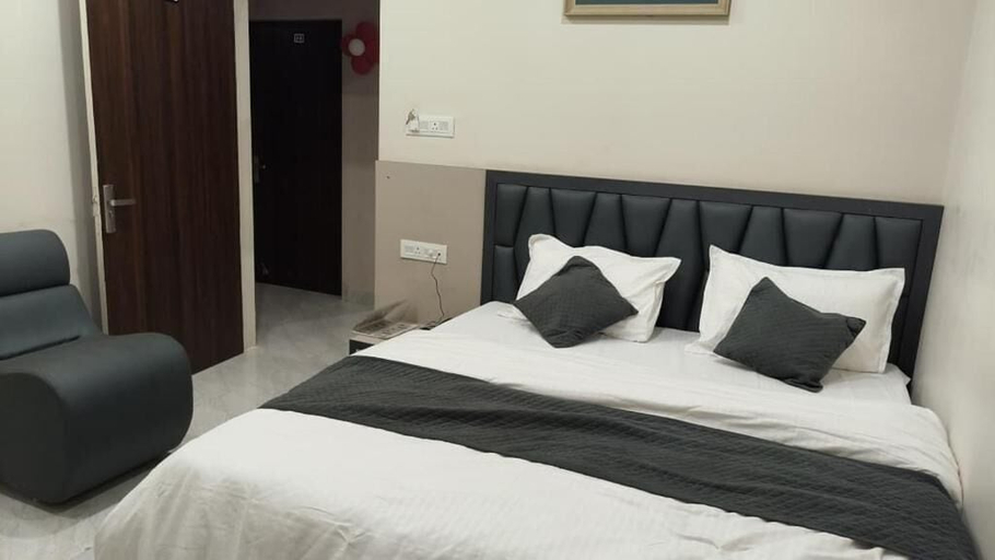 Room 4, HOTEL SHIVANSH, Sikar