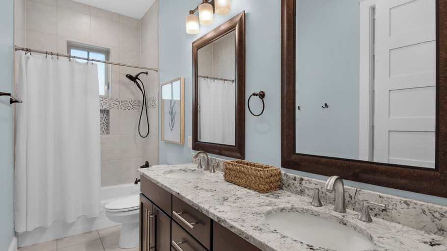 Bathroom 4, Close to Dining & Shopping; 1-floor Cottage; Community Pool, Walton
