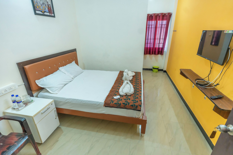 Bedroom 2, Aryas Residency, Coimbatore