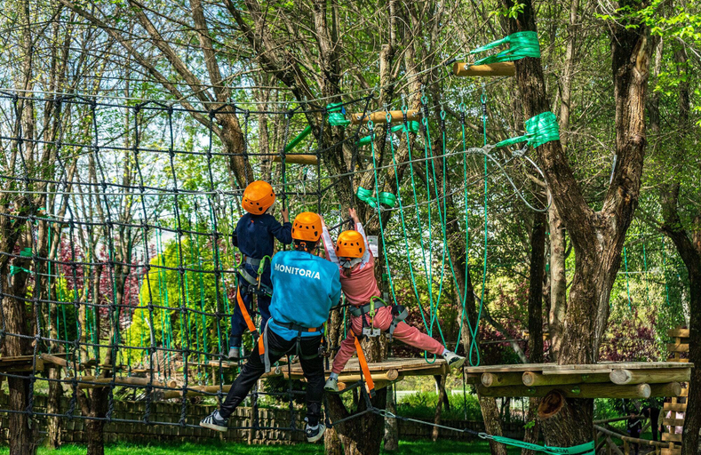 Ziplining 2, Camping Valdeluna, Jaén