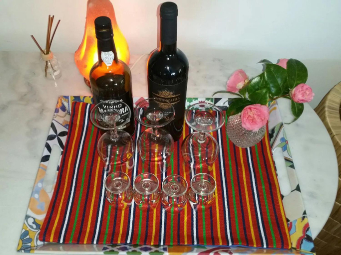 Food & Drinks, House pc, Machico