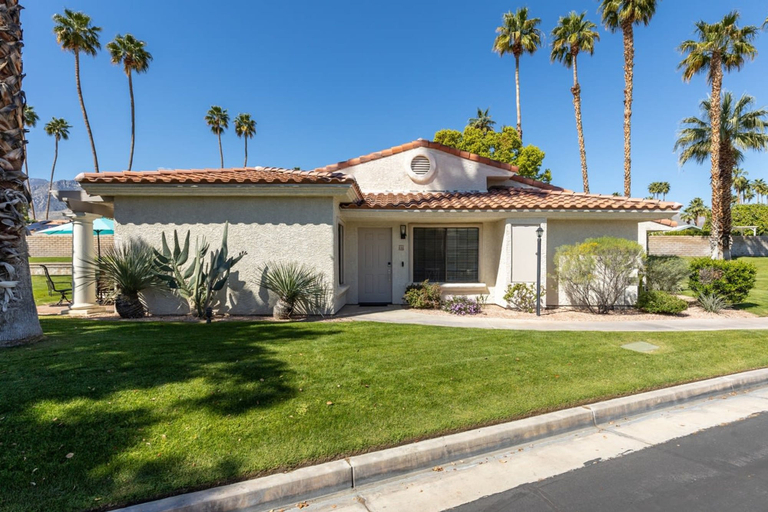 Others 4, Desert Rose- Condo with Pool and Tennis Courts, Riverside