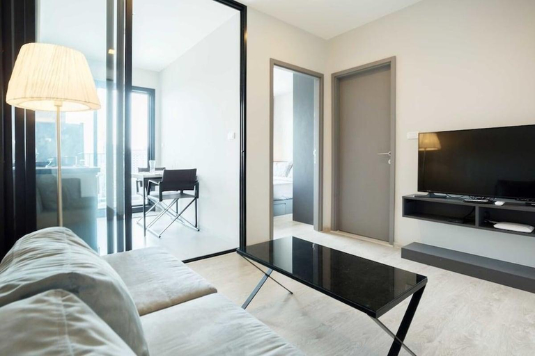 Bedroom, Best Condo in Central Pattaya With Rooftop Pool, Pattaya