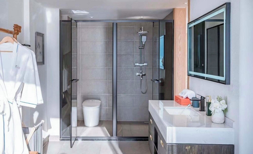 Bathroom 3, Dali Nanshenan Seaview Resort Villa, Dali Bai
