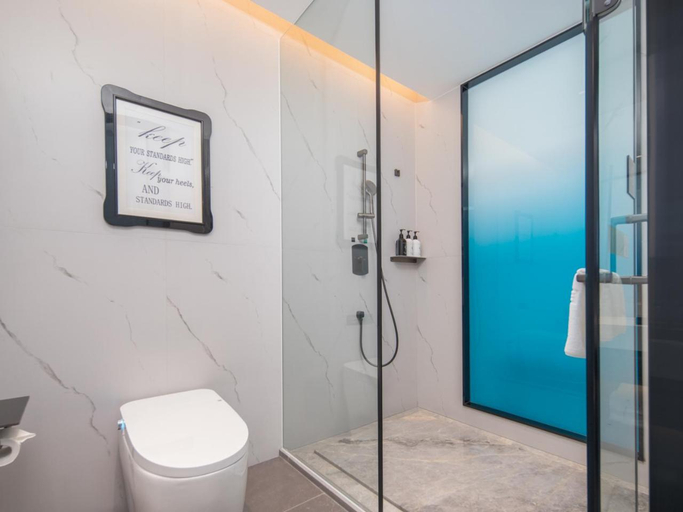 Bathroom 3, Xana Hotel Guilin Wuyue Square Branch, Guilin
