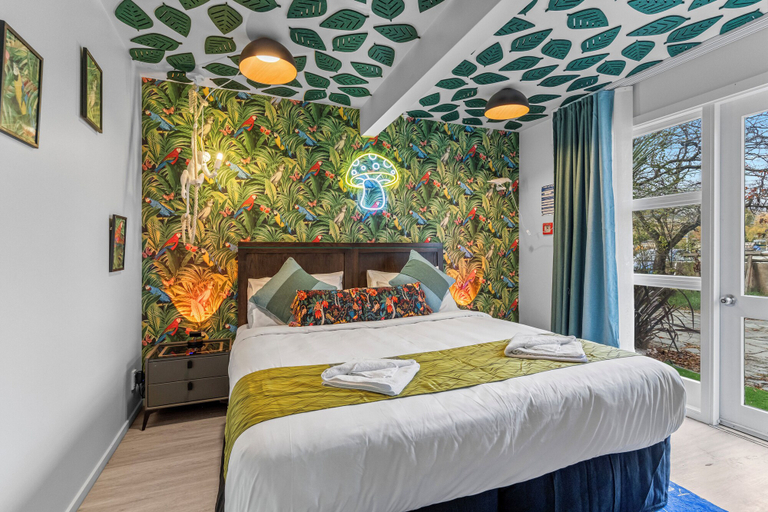 Room 4, GY Boutique Hotel, Queenstown-Lakes