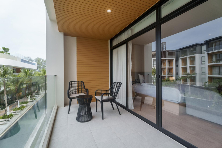 Terrace/patio 4, Studio 1525 at Wyndham Garden Naiton Beach, Pulau Phuket