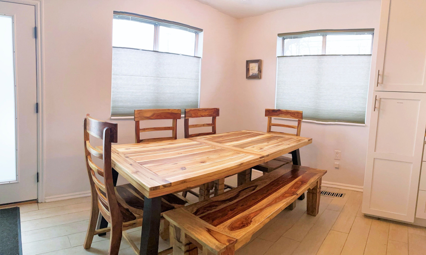 Dining, The Elm Tree Cottage Private House, Salt Lake
