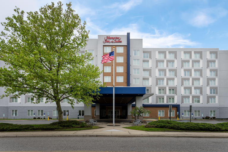 Exterior & Views 2, Hampton Inn & Suites Newark Airport Elizabeth, Union