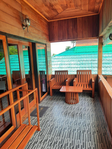 Balcony/terrace 5, Dua Bidadari Villa, Sukabumi