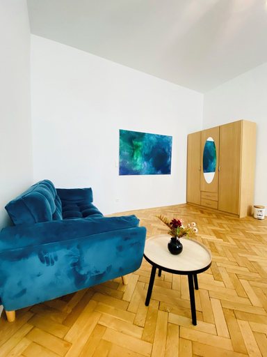 Room 5, Affordable 2BR Apt For 6 Near Stadthalle, Wien