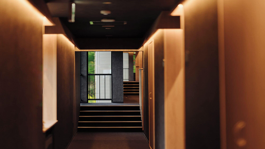Hallway 5, LANSHAN HOTEL, Naganuma