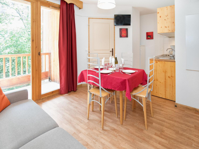 Exterior view 4, Apartment with private indoor pool, Savoie
