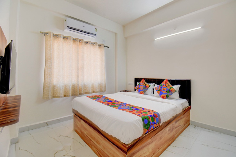 Room 5, Via Wisdom, Pune