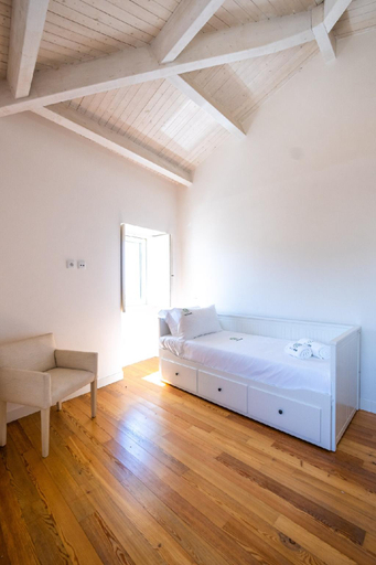 Bedroom 3, Portugal Active Atlantic Lodge -SEA VIEW -Premium, Viana do Castelo