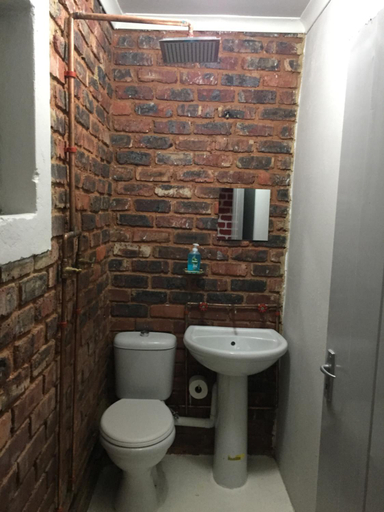 Bathroom, Inyameko BnB, City of Tshwane