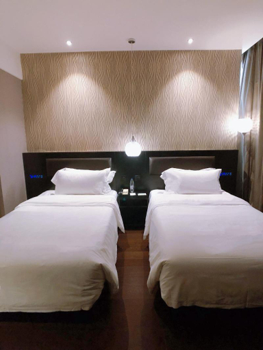 Bedroom 2, Jinghai Twin Hotel, Tianjin