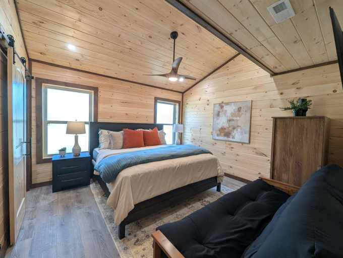 Room 5, Ern802 - Bear Olympics 3 Bedroom Cabin, Sevier