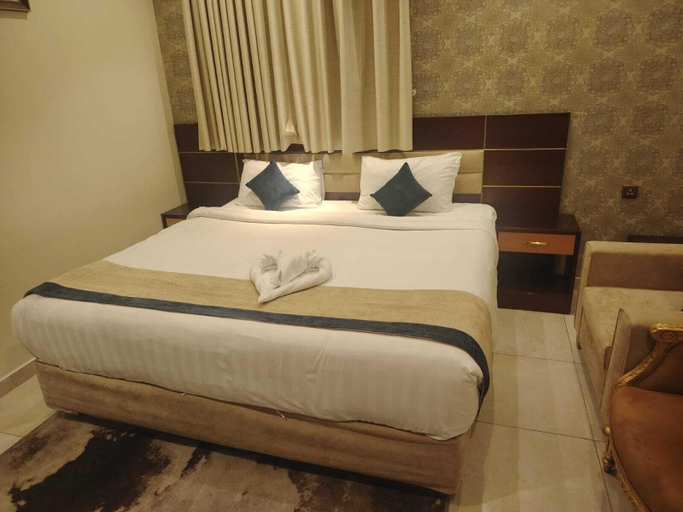 Room 5, Diamond Pearl Hotel, Al Madinah Al Munawwarah