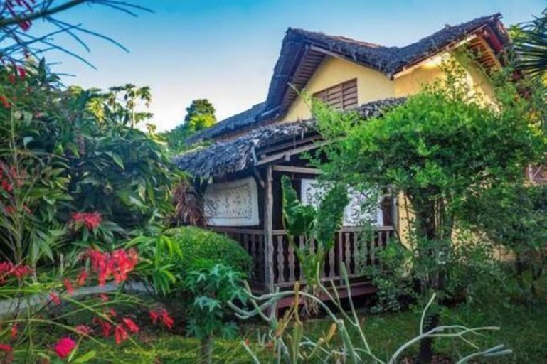Front of property 5, résidence Ambalamanga, Diana